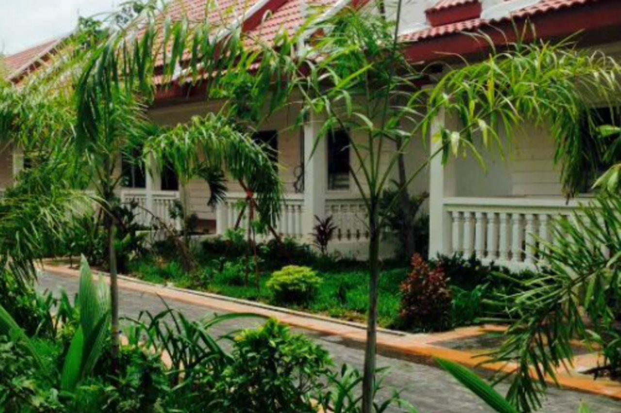 Preah Vihear Jaya Hotel Sra Aem Buitenkant foto